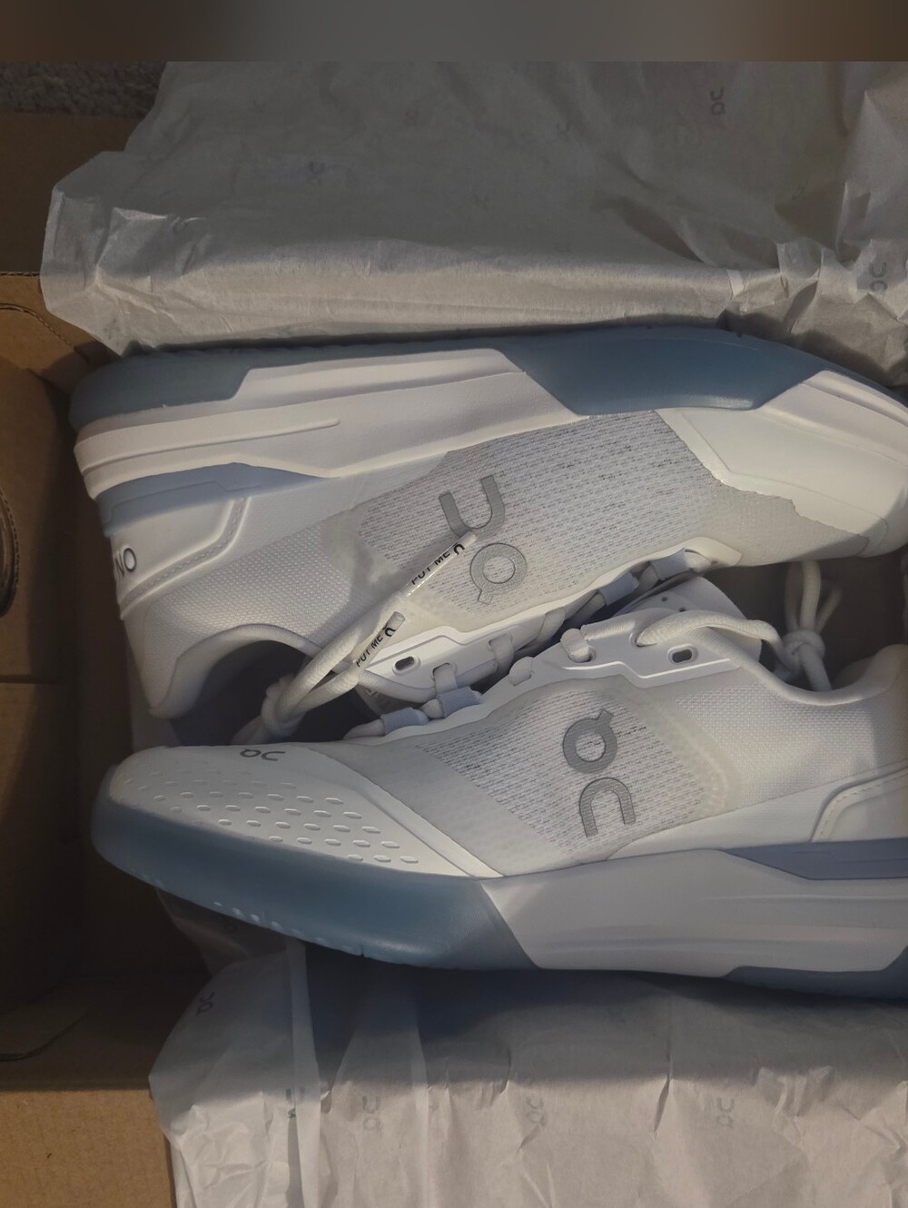 ON Running Sneakers Women 7.5 Roger ADV pro